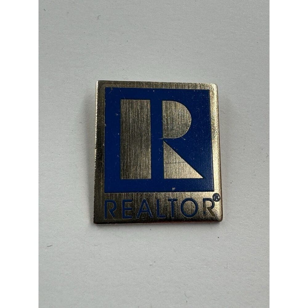 Blue R Realtor Real Estate Agent Lapel Pin